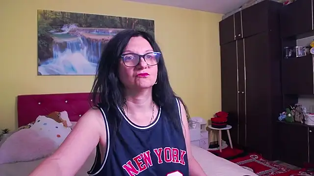 AlexaMorreno online show from June 19, 2026, 7:06 pm