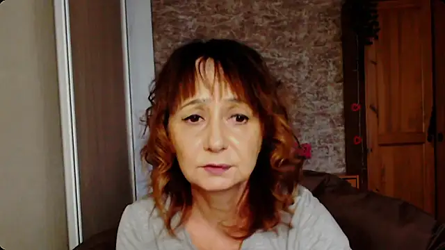 AnnieEltgant online show from January 9, 2026, 9:01 am