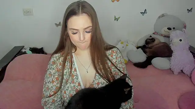 NataliEvans online show from February 24, 2026, 9:24 pm