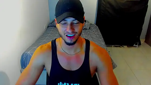 Kris Khalifa69 online show from February 2, 2026, 5:44 pm