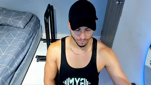 Kris Khalifa69 online show from April 2, 2026, 11:13 pm