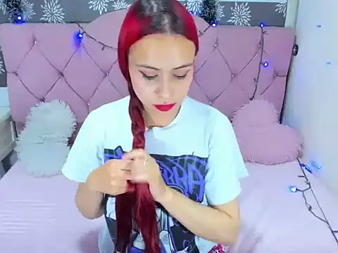 GiannaGoddes online show from January 4, 2025, 9:10 am