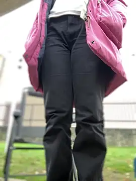 Snapshot of DaisyVibesss chatting on December 15, 2024, 12:06 pm DaisyVibesss online show from December 15, 2024, 12:06 pm