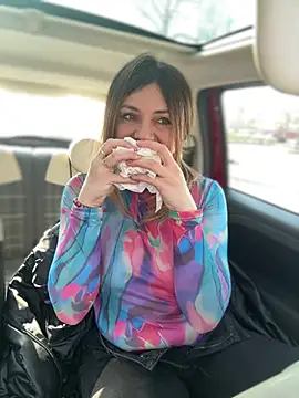 Snapshot of DaisyVibesss chatting on February 4, 2025, 10:54 am DaisyVibesss online show from February 4, 2025, 10:54 am