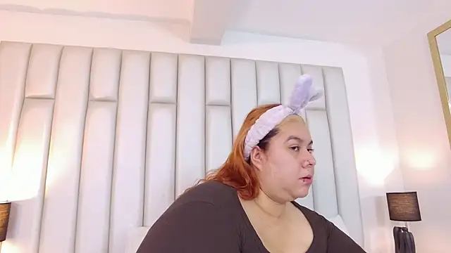 aandreaperez online show from January 9, 2026, 11:46 am