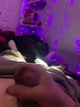 Hugetings online show from February 4, 2026, 9:59 am