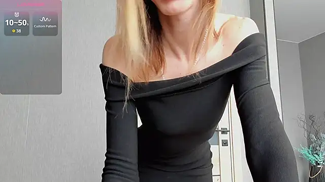 XValkyrieX online show from January 7, 2026, 11:23 am