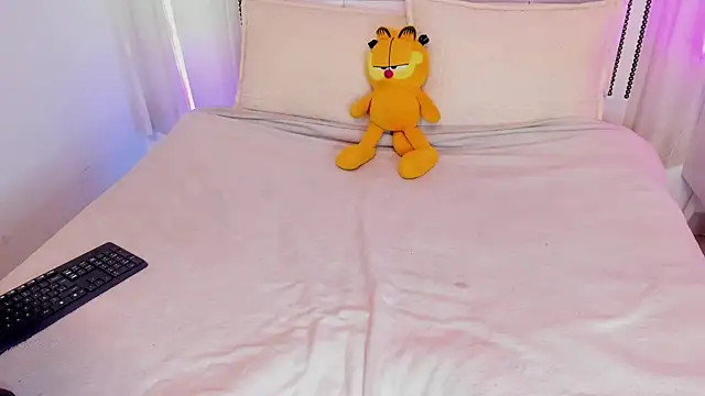 Kirara 22 online show from November 14, 2025, 7:45 pm