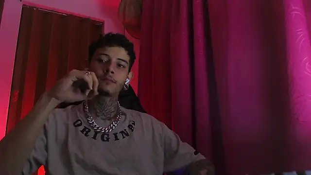 Snapshot of Allan_Keller chatting on November 9, 2025, 6:55 am Allan Keller online show from November 9, 2025, 6:55 am