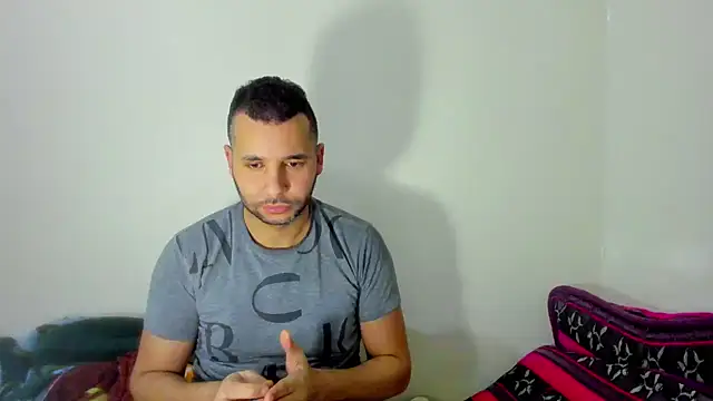 Snapshot of Dani_Lop chatting on March 8, 2025, 2:40 pm Dani Lop online show from March 8, 2025, 2:40 pm