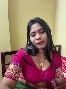 wow-wow-sexy online show from November 25, 2025, 5:46 pm