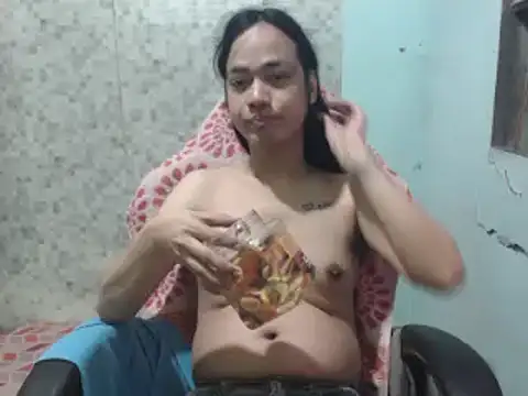 Snapshot of itsmacky4u chatting on January 9, 2025, 5:11 pm itsmacky4u online show from January 9, 2025, 5:11 pm