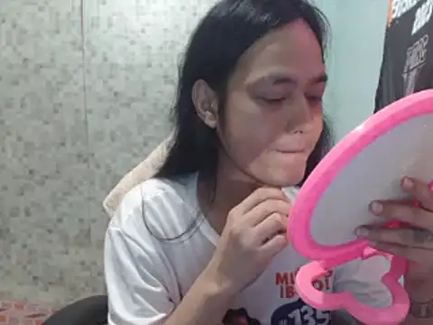 Snapshot of itsmacky4u chatting on March 17, 2025, 3:57 am itsmacky4u online show from March 17, 2025, 3:57 am