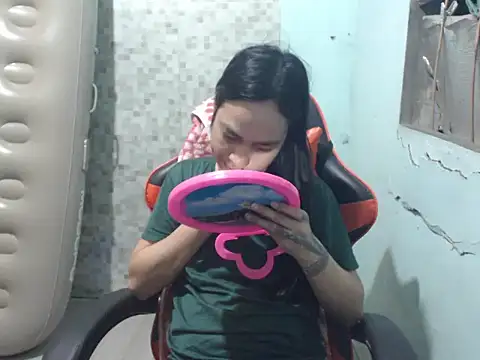 Snapshot of itsmacky4u chatting on November 1, 2025, 12:18 pm itsmacky4u online show from November 1, 2025, 12:18 pm