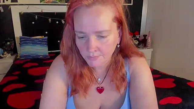 Snapshot of SinFulTitsDD chatting on February 7, 2025, 8:20 pm SinFulTitsDD online show from February 7, 2025, 8:20 pm