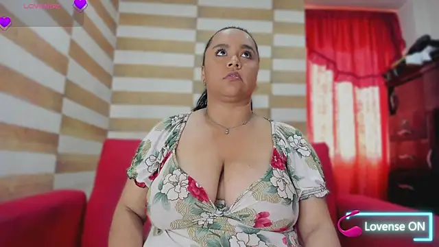 Candy browm1 online show from October 30, 2025, 1:12 pm