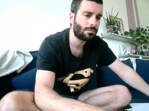 Snapshot of Simon-tem chatting on April 10, 2026, 7:46 am Simon-tem online show from April 10, 2026, 7:46 am