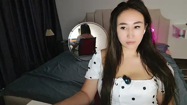 AsianQueens online show from June 3, 2026, 3:09 am