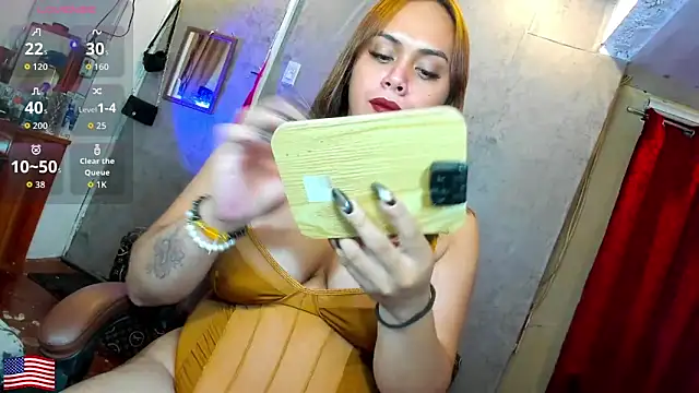 Snapshot of _MissKhimberlyXxx_ chatting on April 28, 2026, 2:44 pm MissKhimberlyXxx online show from April 28, 2026, 2:44 pm