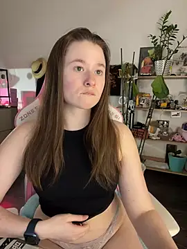 sweetest pie online show from April 15, 2026, 5:53 pm