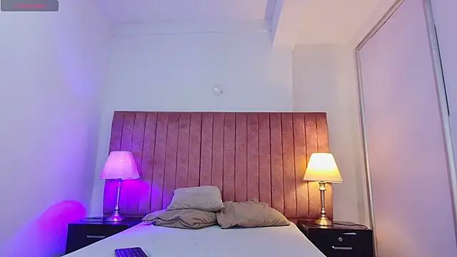 Gretten wright online show from September 15, 2025, 7:47 pm