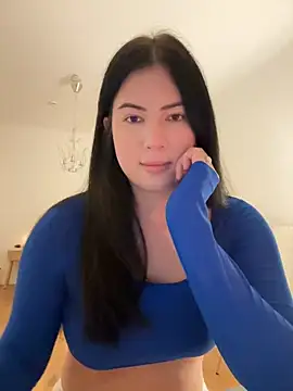 clairewntr online show from January 23, 2025, 8:56 pm