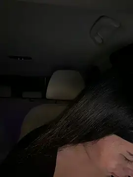 clairewntr online show from November 29, 2025, 8:23 pm