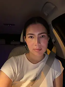 clairewntr online show from March 16, 2026, 11:20 pm