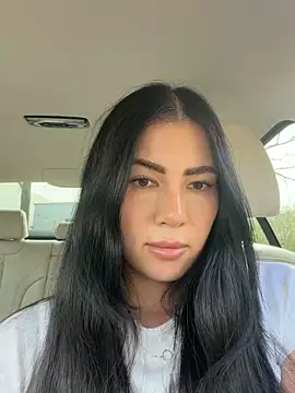 clairewntr online show from March 20, 2026, 2:11 pm