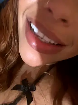 pimenta gaby online show from November 25, 2025, 2:44 am