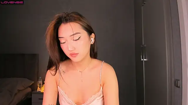 jin  ray online show from January 18, 2025, 1:18 pm