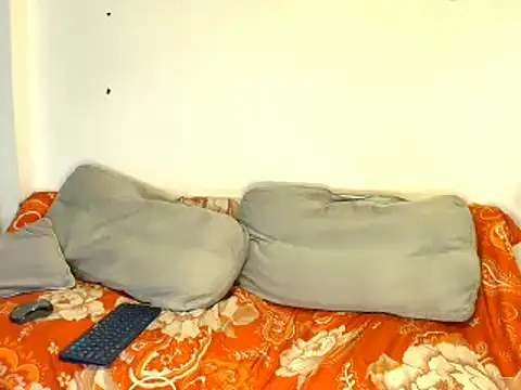 Snapshot of thai_pussy_yummy chatting on November 10, 2025, 10:14 am thai pussy yummy online show from November 10, 2025, 10:14 am