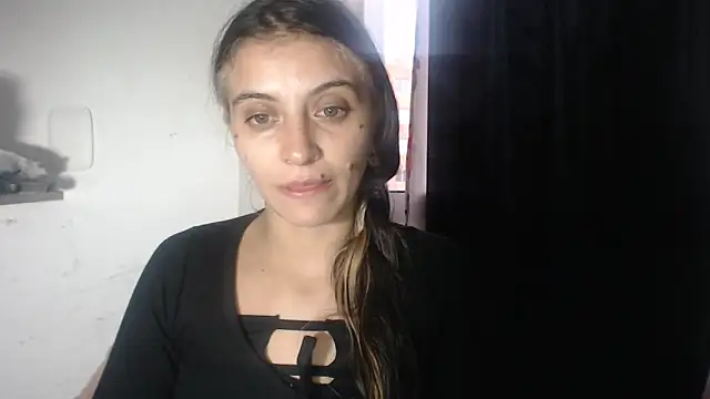 mariecam420 online show from February 20, 2025, 11:10 pm