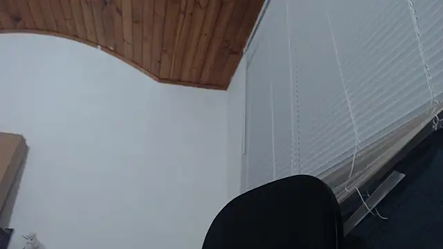 mariecam420 online show from October 12, 2025, 8:19 pm