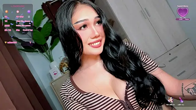 Snapshot of Icon1c_LiLy chatting on May 24, 2026, 9:20 pm Icon1c LiLy online show from May 24, 2026, 9:20 pm