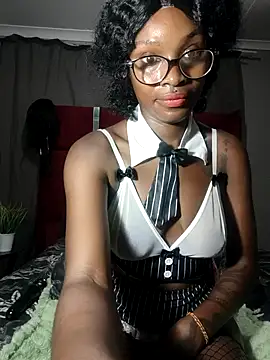 HoneyDropsX online show from March 2, 2025, 5:14 pm