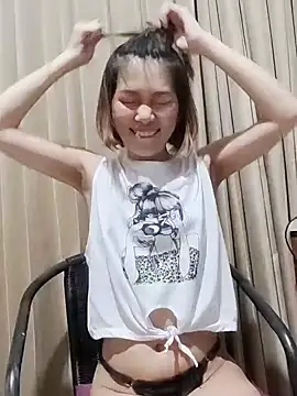 Little suzy5 online show from January 11, 2025, 4:03 pm