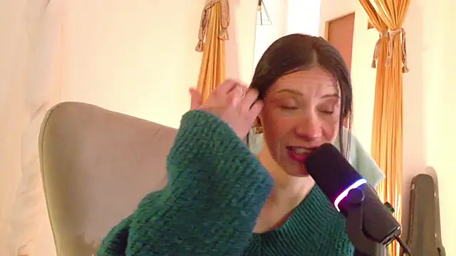 magali 19 online show from July 12, 2026, 10:45 pm