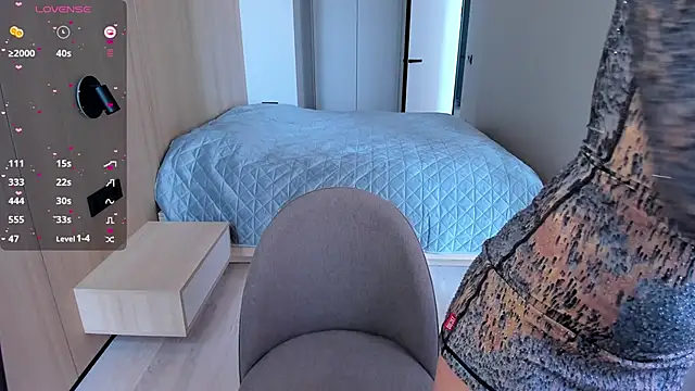 Aquilaris  online show from March 12, 2025, 7:24 am