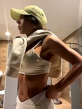 RouseColins online show from November 16, 2025, 6:35 pm