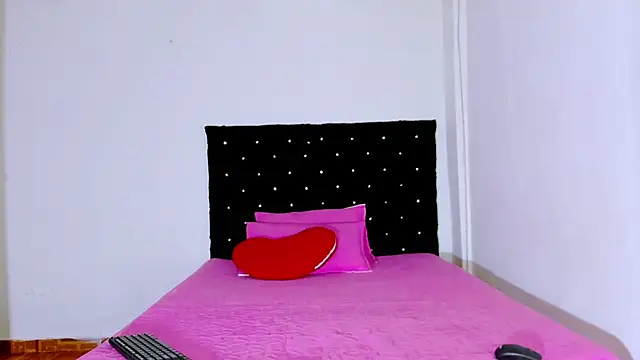 valen colombian69 online show from February 8, 2025, 4:14 am