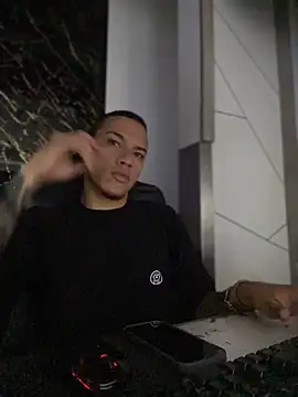 Snapshot of BestMasterForYou chatting on October 8, 2025, 8:17 pm BestMasterForYou online show from October 8, 2025, 8:17 pm