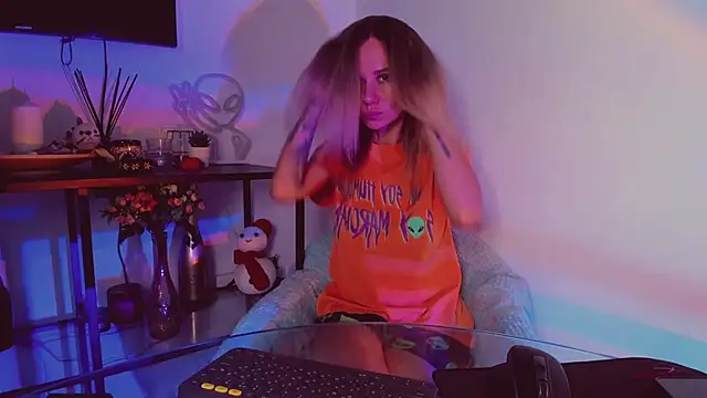 trafka murafka online show from December 2, 2024, 11:40 pm