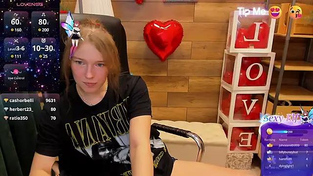  fiona Love online show from March 11, 2025, 4:21 am