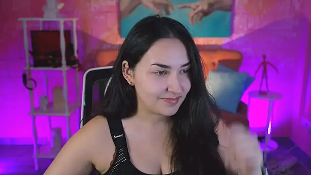 CeceliaJohnson online show from November 18, 2025, 8:19 am