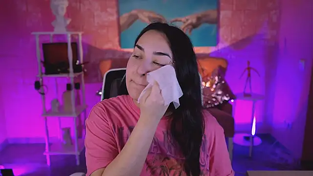 CeceliaJohnson online show from December 2, 2025, 8:19 am