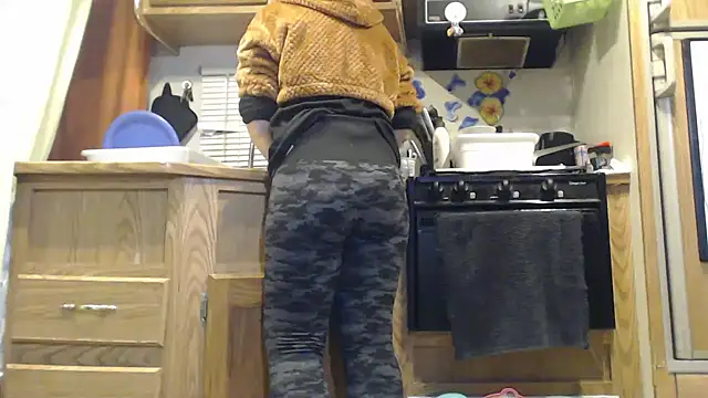 Snapshot of sexyinpantyhose chatting on January 5, 2025, 10:10 am sexyinpantyhose online show from January 5, 2025, 10:10 am