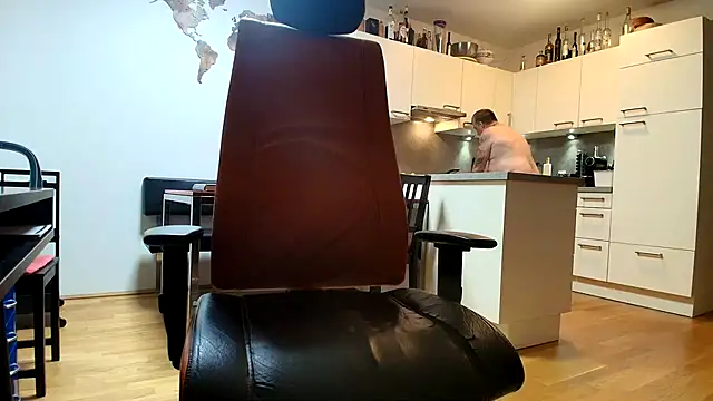 crazylemy online show from November 14, 2025, 8:29 pm