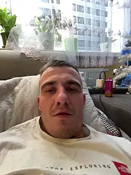 Kkk12233 online show from January 17, 2026, 8:52 am