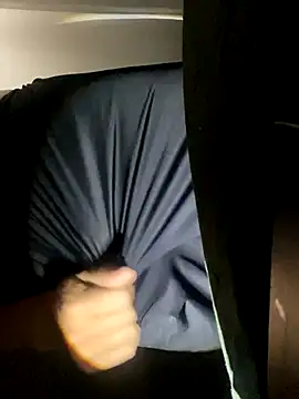 Snapshot of rxxx95 chatting on October 18, 2025, 1:12 pm rxxx95 online show from October 18, 2025, 1:12 pm